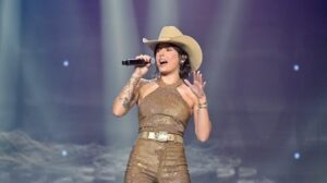 Ana Castela canta o tema de abertura de “Coração Acelerado”, nova novela sertaneja da Globo