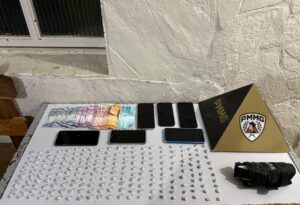 Polícia Militar prende três suspeitos de roubo e apreende drogas em Montes Claros