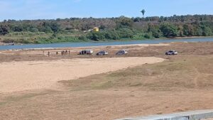 Homem é preso suspeito de matar mulher em situação de rua na Praia do Areião, em Pirapora